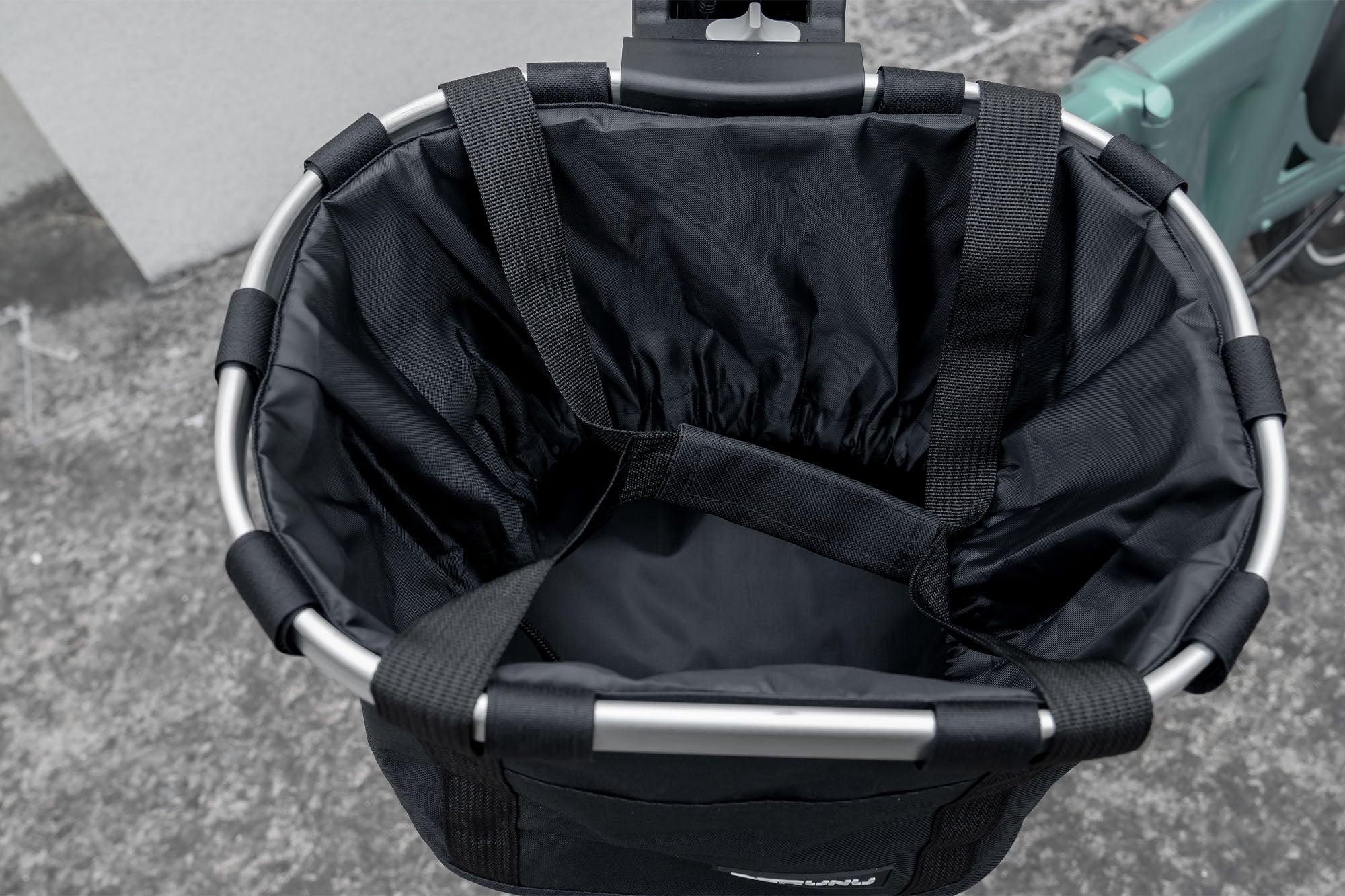 Quick Release Front Basket